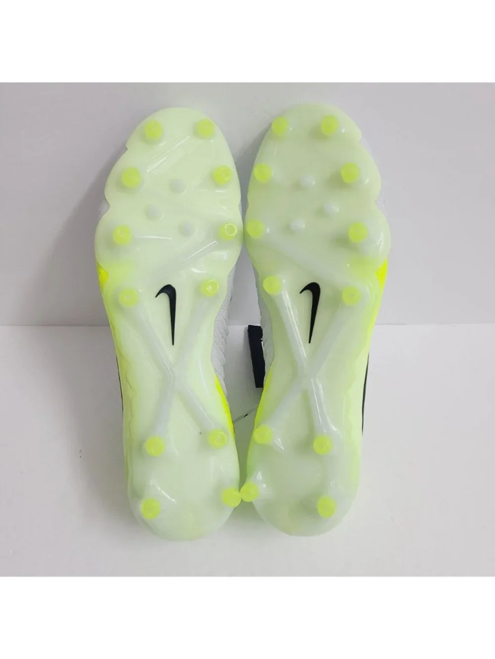 NEW Nike Phantom GX 2 Elite AG Soccer Cleats HF4357-003 Size 8.5